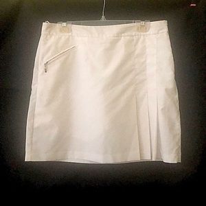 IZOD Golf Skort